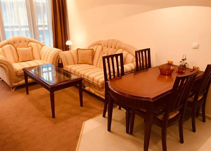 Luxury Downtown - Gondola バンスコ